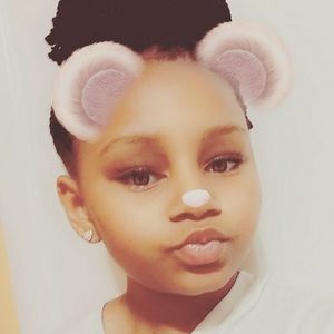 Meet your Posher, Rejai